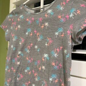 🌻3 for $12🌻 Cute and feminine gray top. Girls youth t-shirt large (size 10-12)